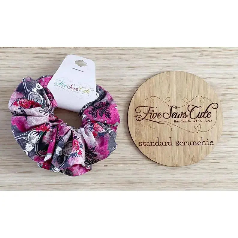 Scrunchie Tags - Folding & Belly Band Style Paper Love Card